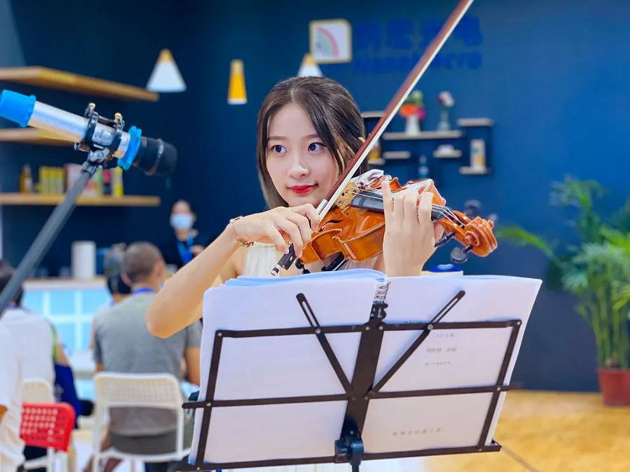 展會(huì)現(xiàn)場(chǎng)表演節(jié)目 展會(huì)現(xiàn)場(chǎng)表演節(jié)目